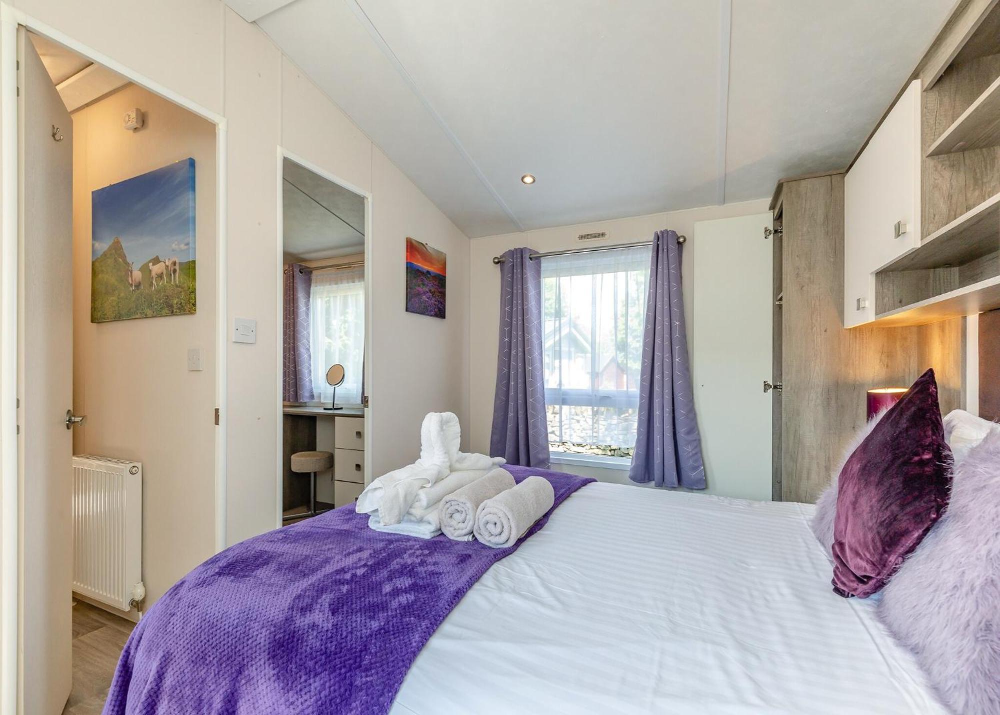 Longnor Wood Holiday Park מראה חיצוני תמונה