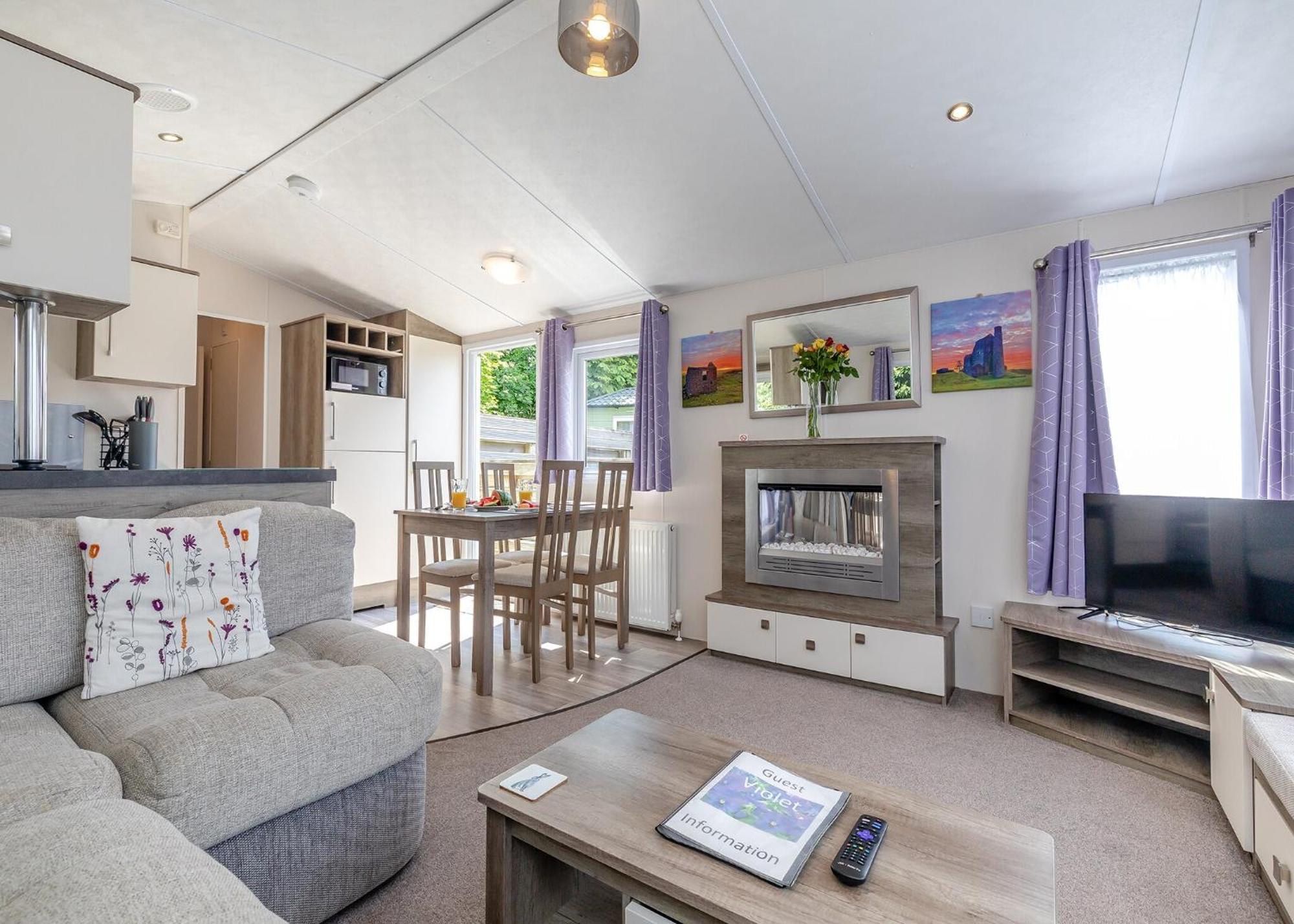 Longnor Wood Holiday Park מראה חיצוני תמונה