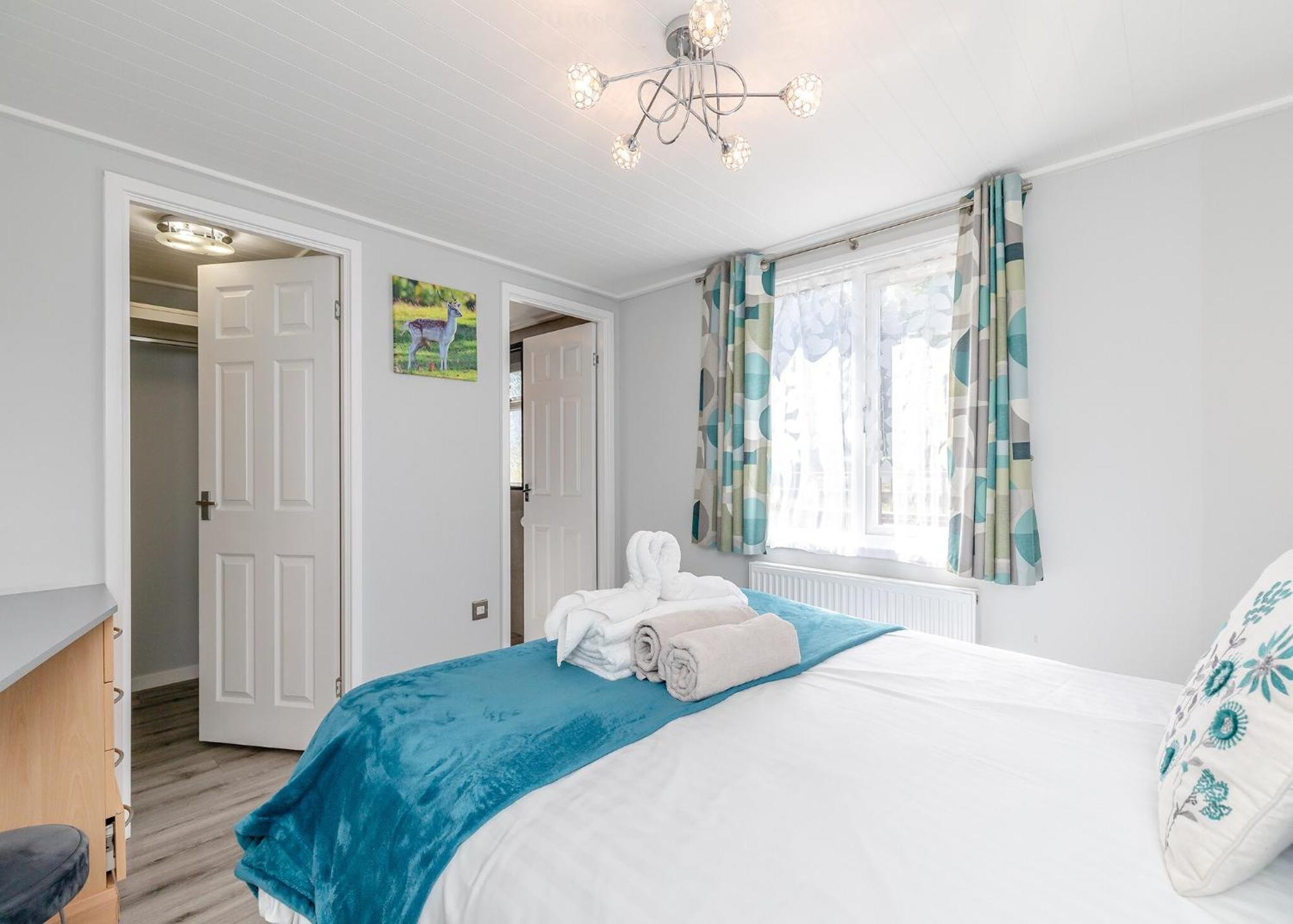 Longnor Wood Holiday Park מראה חיצוני תמונה